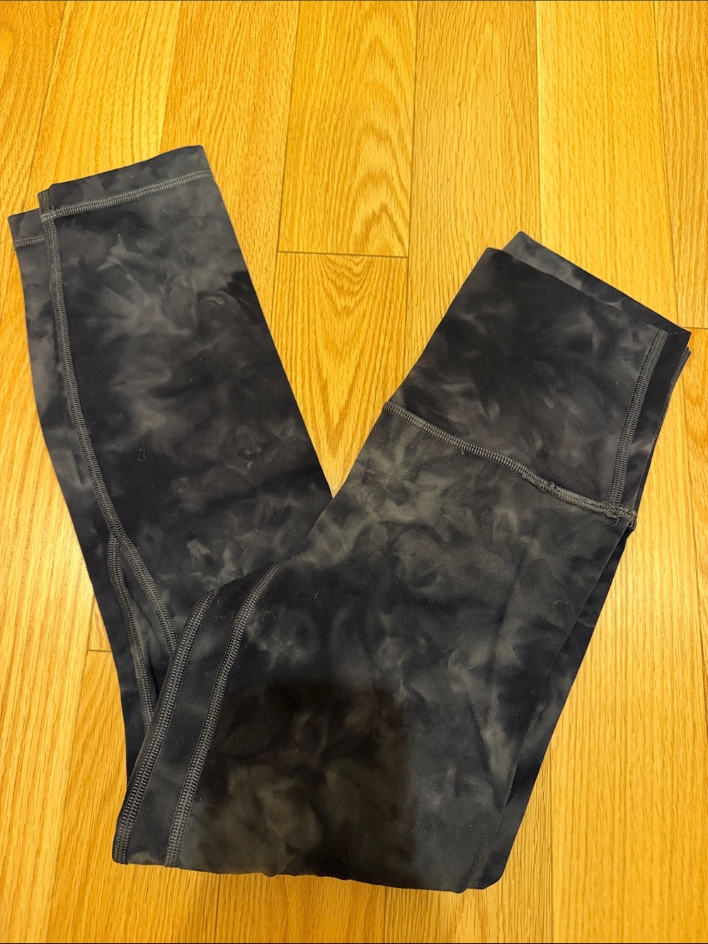 Lululemon tie dye cropped leggings